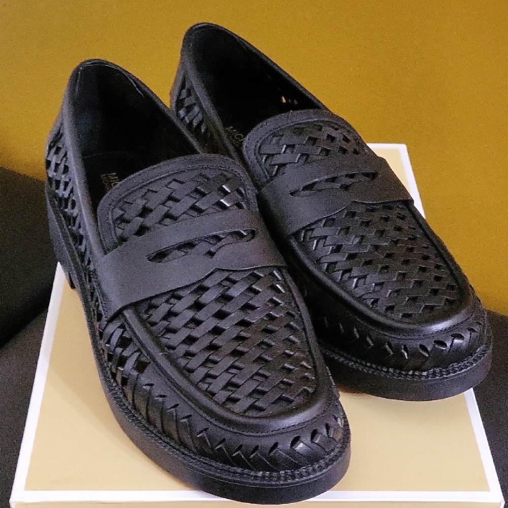 Michael Kors Black Woven Leather Loafers. Like New!!